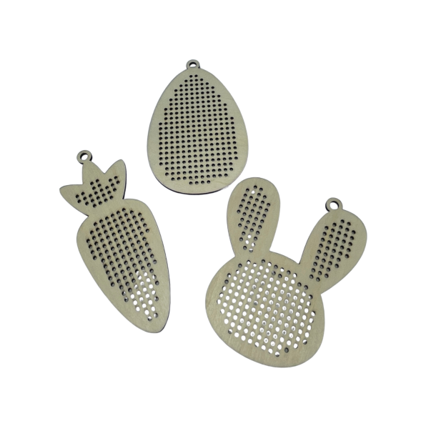 P�ske - korsstingsfigurer i tr� (str. XS)