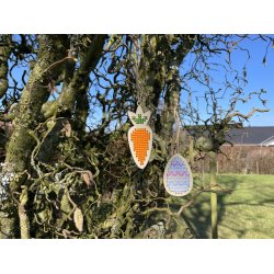 P�ske - korsstingsfigurer i tr� (str. M)